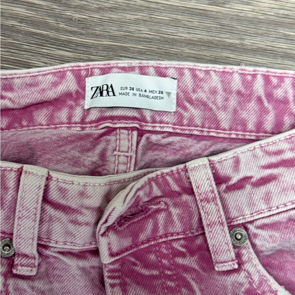 Zara Distressed Pink Denim Shorts - Picture 5 of 5